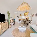 Gadea 7-2 Apartment *
