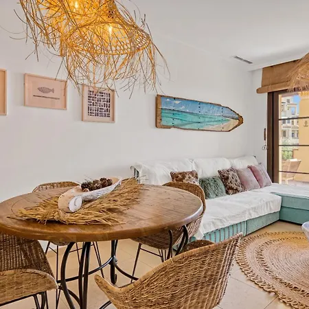 Gadea 7-2 Apartment *